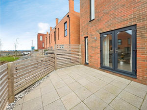 Photo 14- click for photo gallery